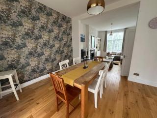 Luxurious Living 4 Bedroom Home - Londen - 7