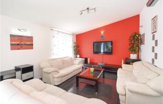 Amazing Home In Omis With Jacuzzi - Omiš - 6