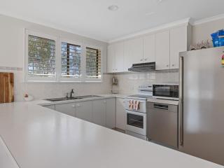 Sunshine on Gordon - 6