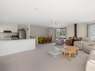 Sunshine on Gordon - Inverloch - 5