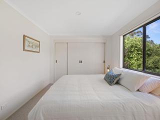 Sunshine on Gordon - Inverloch - 3