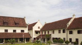 Royal Bay Hotel Makassar - Macáçar - 7