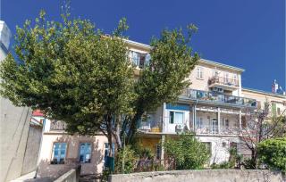 1 Bedroom Lovely Apartment In Rijeka - 5