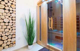 Beach Front Home In Novigrad With Sauna - 6