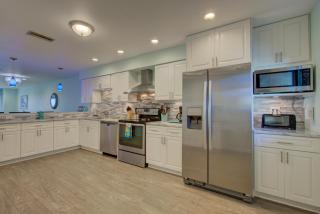 Anna Maria Island Retreat - 3