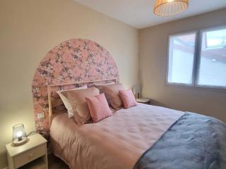 Gîte spacieux avec terrasse, cheminée, wifi et parking à Roanne - FR-1-496-337 - Roanne - 6