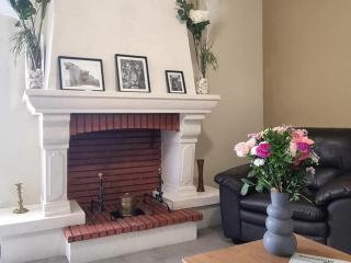 Gîte spacieux avec terrasse, cheminée, wifi et parking à Roanne - FR-1-496-337 - Roanne - 5
