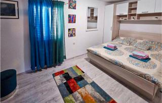 Awesome Home In Pavicini With Sauna - Pavicini - 1