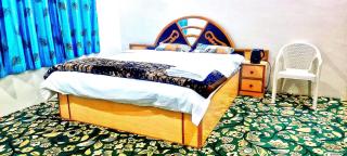 The CLOVER INN - 5