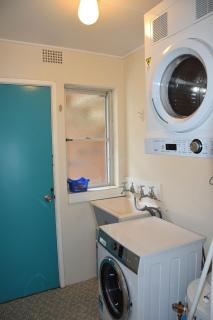 Mariner 16 Flat 1 - Bring your own linen - South West Rocks - 1