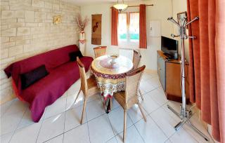 2 Bedroom Nice Home In Souvigne - Souvigné - 9