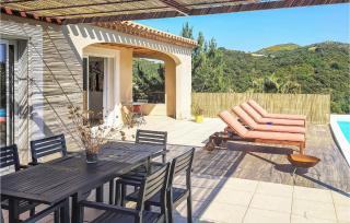 Awesome Home In St Nazaire De Ladarez - Saint-Nazaire-de-Ladarez - 7