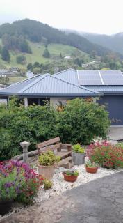 Hillview Holiday Home - 3
