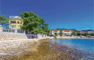 2 Bedroom Awesome Apartment In Banjol - Banjol - 9