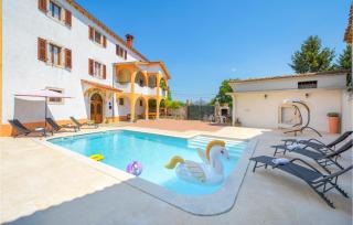 Lovely Home In Motovun With Sauna - Motovun - 0