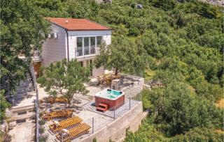 Two-Bedroom Holiday Home In Podgora - Podgora - 9
