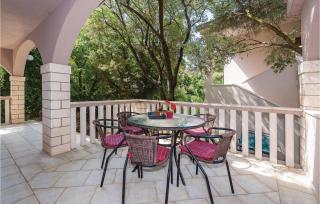 Two-Bedroom Apartment In Grebastica - Grebaštica - 4