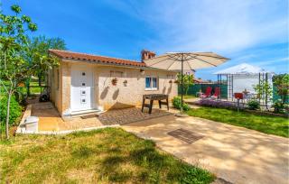 Stunning Apartment In Pula With Wifi - 0