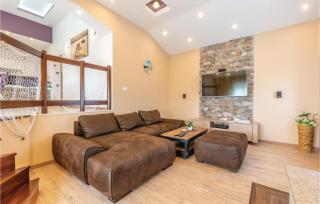 Beautiful Home In Hrvace With Wifi - Hrvace - 9