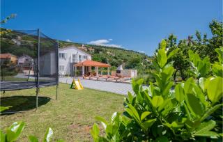 6 Bedroom Cozy Home In Prolozac - Donji Proložac - 4