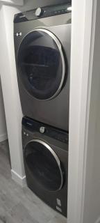 Contemporary Two Bedroom Basement Suite - 8