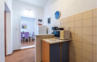 Stunning Apartment In Pula With Wifi - Pula - 3