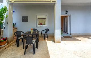 Beautiful Apartment In Sisan With Wifi - Šišan - 6