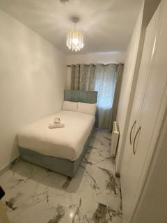 Salthill Apartment - Quiet & Relaxing - Galway - 4