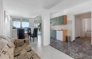 Amazing Home In Ika With House Sea View - Ika - 7
