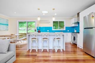 Spacious 3BR Family Haven in Upper Ferntree Gully - Fern Tree Gully - 3