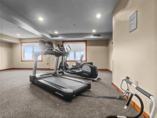 Highland House 209 Steps From The Slopes Ski In Out Hot Tub Village - - 5