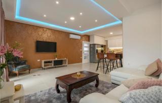 Gorgeous Home In Imotski - 8