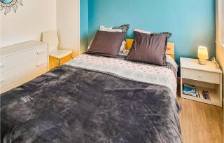 Cozy Apartment In Royan With Wifi - Royan - 4