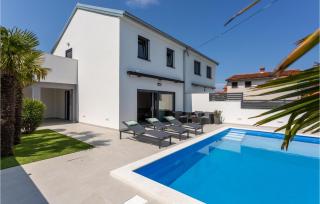 Beautiful Home In Njivice With Kitchen - 0