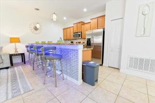 Last Minute Disney Getaway! Private Pool, Hot Tub & Games Room. Book Now! #45327 - Kissimmee - 5
