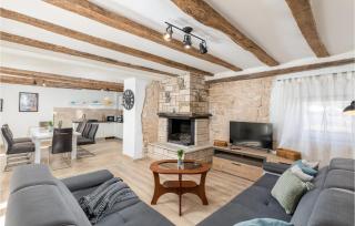 Amazing Home In Modrusani With Wifi - Modrušani - 9