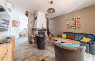 Stunning Home In Bassan With Wifi - 7