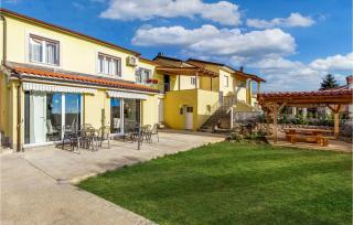 4 Bedroom Cozy Home In Opatija - Opatija - 3