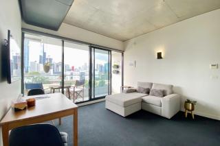 Coventry Classic Southbank Retreat w Pool Spa - Melbourne - 6
