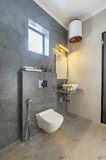 ELIVAAS 5 BHK With Pvt Pool & Garden - Zenora - 1