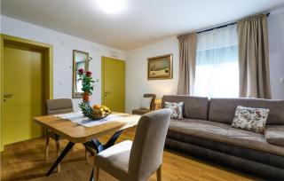 Stunning Home In Ivanska - Ivanska - 8