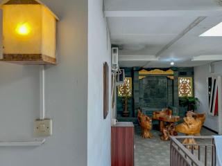 RedDoorz Near Alun Alun Kota Wisata Batu - 2