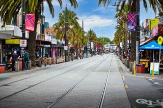 Stylish 1 Bedroom Retreat in St Kilda w Car Park - 5