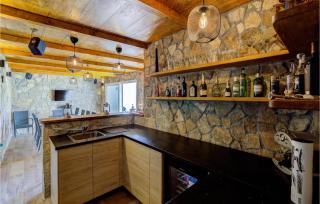 Pet Friendly Apartment -  - 4