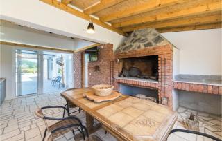 2 Bedroom Cozy Home In Stasevica - Staševica - 3