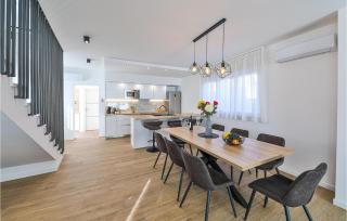 Cozy Home In Kastel Stari - 6