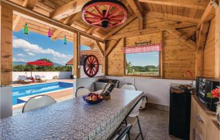 Cozy Home In Gospic With Sauna - Gospić - 6