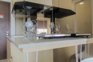 Comfort Minimalist Studio at Parkland Avenue Apartment By Travelio - 2