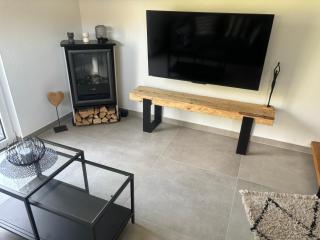 Ferienhaus im Loft Style, Netflix, Parkplatz kostenlos Tolle, ruhige Lage - - 5
