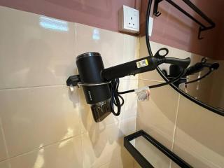 Loveable Home 4 Bedroom Mount Austin JB - 2